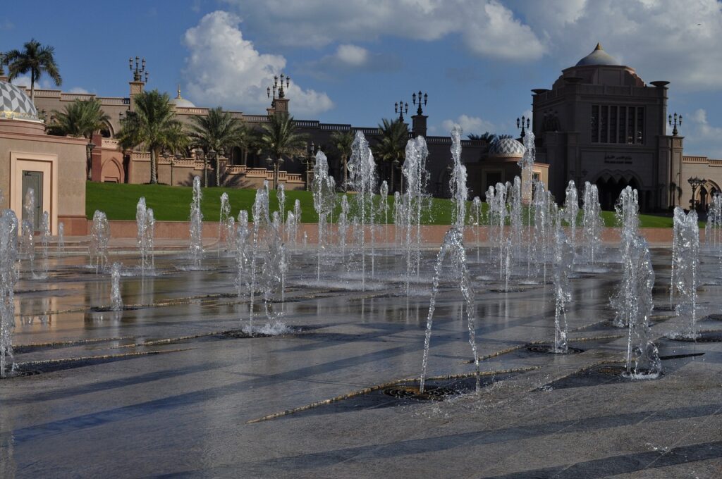 abu dhabi, emirates palace hotel, fountain-1118954.jpg